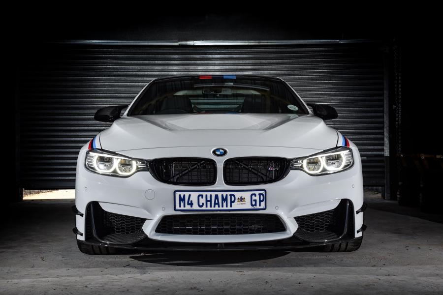  BMW M4 Coupe DTM Champion Edition 2017 года  (ZA) (фото 6 из 40)